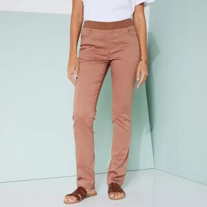 Pantalon droit ultra confort taille elastiquee - BlancheporteVoici un pantalon pense pour vous assurer un confort parfait ! Dote d'une ceinture elastiquee, il s'enfile facilement et epouse la silhouette en douceur. Il sera parfait au quotidien avec vos 