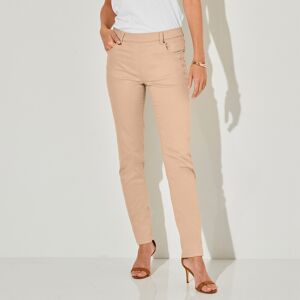 Pantalon stretch coutures affinantes - BlancheporteOffrez-vous une silhouette zero defaut avec ce pantalon cree avec des coutures decalees sur les côtes pour un effet affinant immediat. L'accessoire parfait? Une paire de talons et a vous la silhouette ela