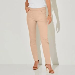 Blancheporte Pantalon stretch coutures affinantes - BlancheporteOffrez-vous une silhouette zéro défaut avec ce pantalon créé avec des coutures décalées sur les côtés pour un effet affinant immédiat. L'accessoire parfait? Une paire de talons et à vous la s