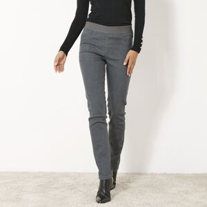 Jegging denim taille elastiquee - grande stature - BlancheporteUltra tendance le jegging est LE pantalon du moment. Coupee dans une matiere ultra stretch et agrementee d'une ceinture elastiquee, cette piece mode flatteuse au confort exceptionnel est prete