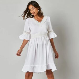 Robe courte macramé unie, crépon - 50 - Blanc - Lora ZelliniPetite robe d'été cherche femme à sublimer. En crépon léger et rehaussée de macramé, elle se montre sous ses plus beaux atours pour vous accompagner toute la saison... et plus si affinités !50Bla - Publicité