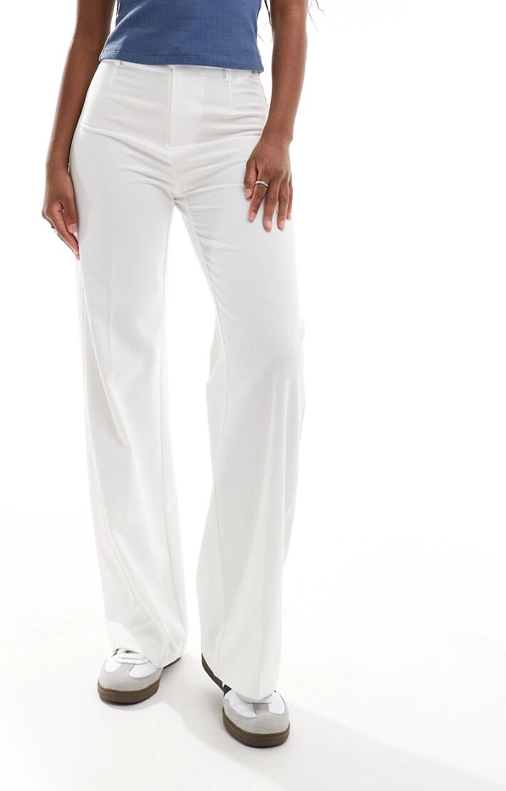 Bershka - Pantalon ajustÃ© Ã  taille haute - Blanc Blanc 38 female