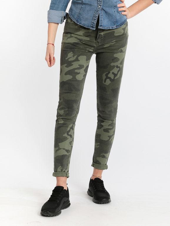 Solada Pantaloni con stampa mimetica Pantaloni Casual donna Verde taglia 42