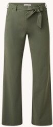 Studio Anneloes Marilyn mid waist flared fit pantalon van travelstof met ceintuur - Donkergroen