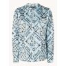 NIKKIE Bangkok blouse van satijn met borstzak en paisley dessin - Turquoise