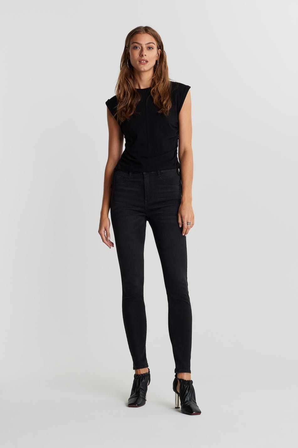 Gina Tricot Molly TALL high w jeans S  Offblack