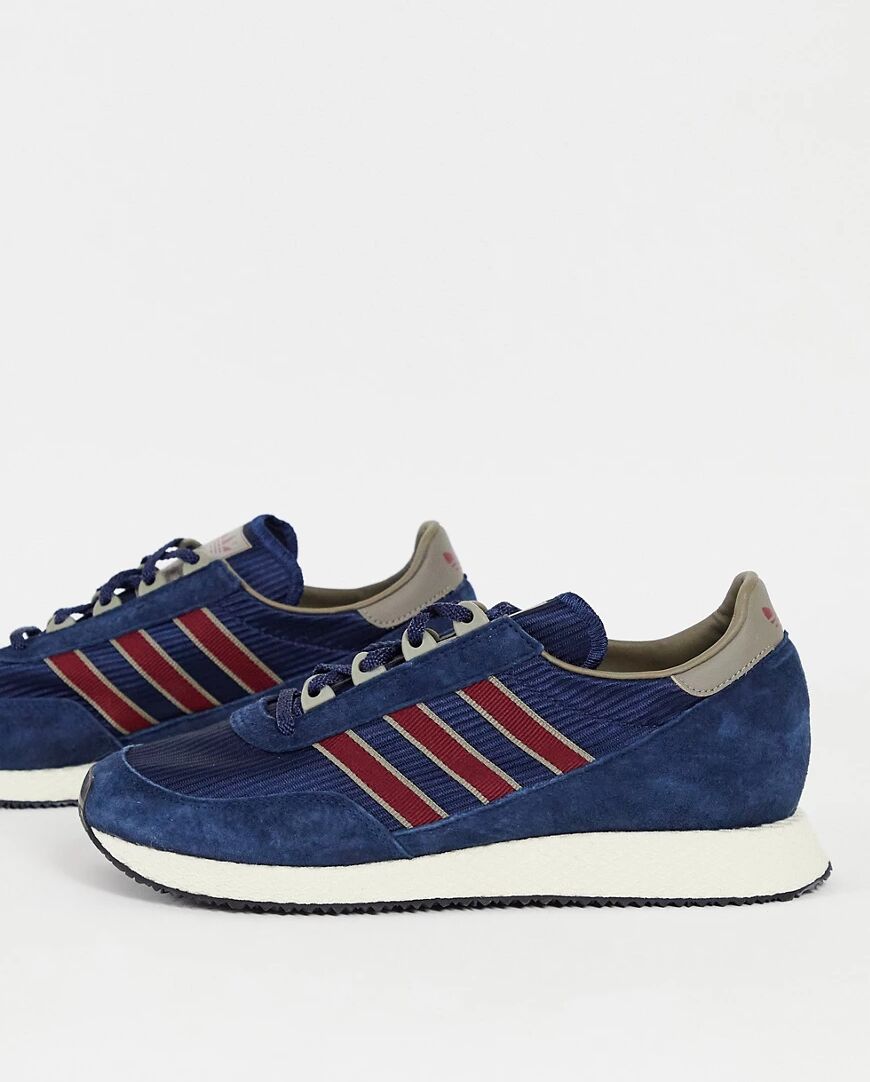 adidas Originals Glenbuck trainers in navy  Navy