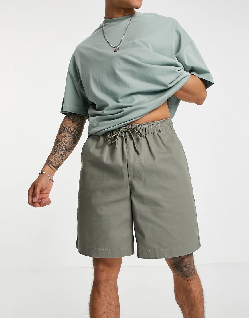 ASOS DESIGN boxy chino shorts in light khaki-Green  Green