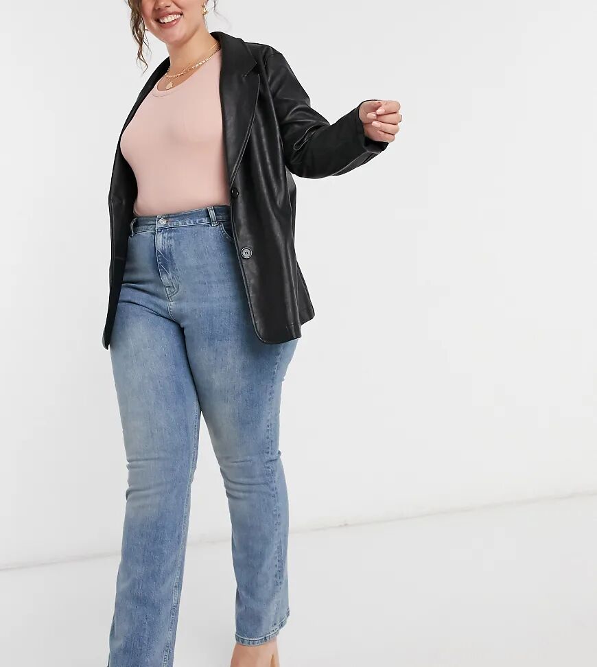 ASOS Curve ASOS DESIGN Curve high rise '70's' stretch flare jeans in vintage midwash-Blue  Blue