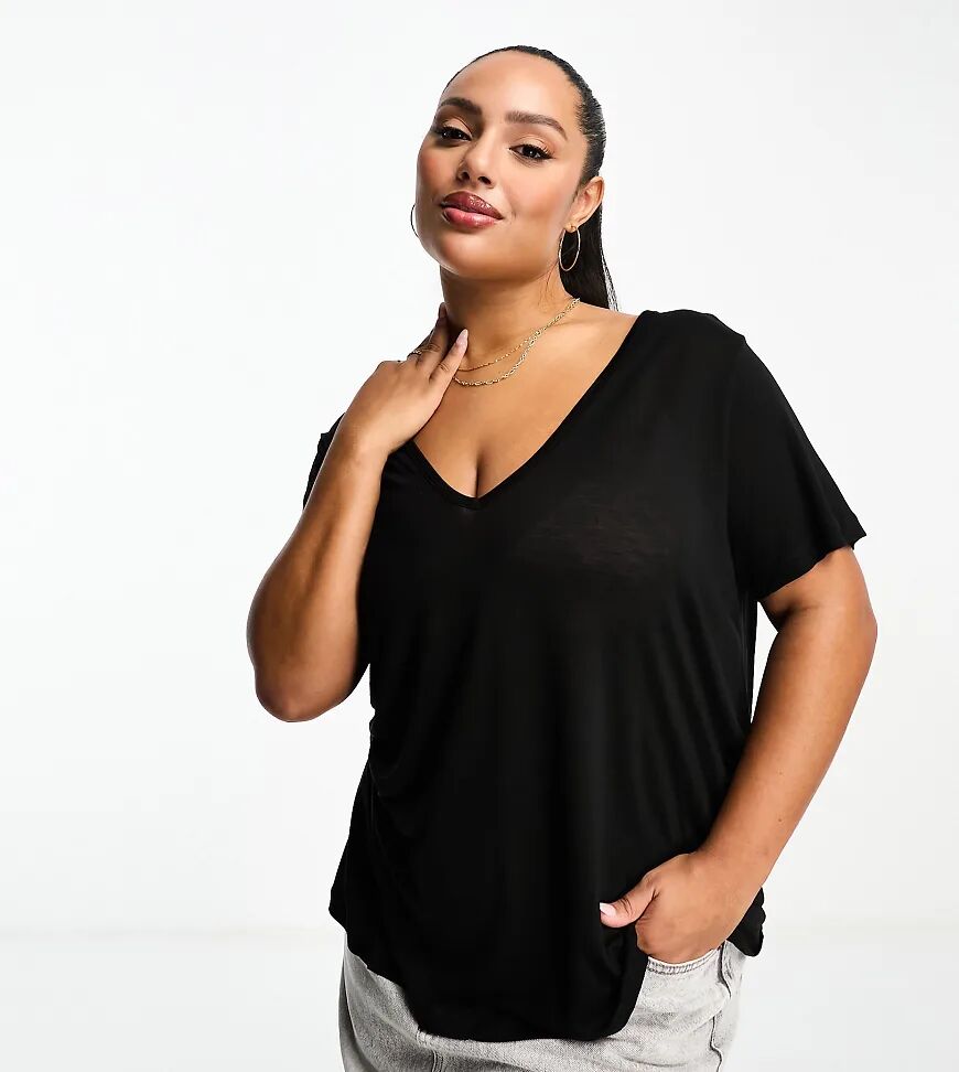 ASOS Curve ASOS DESIGN Curve relaxed v neck t-shirt in black  Black