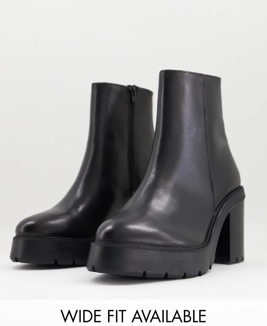 ASOS DESIGN heeled chelsea boots in black leather platform sole  Black