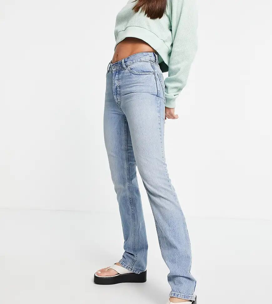 ASOS Tall ASOS DESIGN Tall premium organic mid rise straight leg jeans in lightwash-Blue  Blue