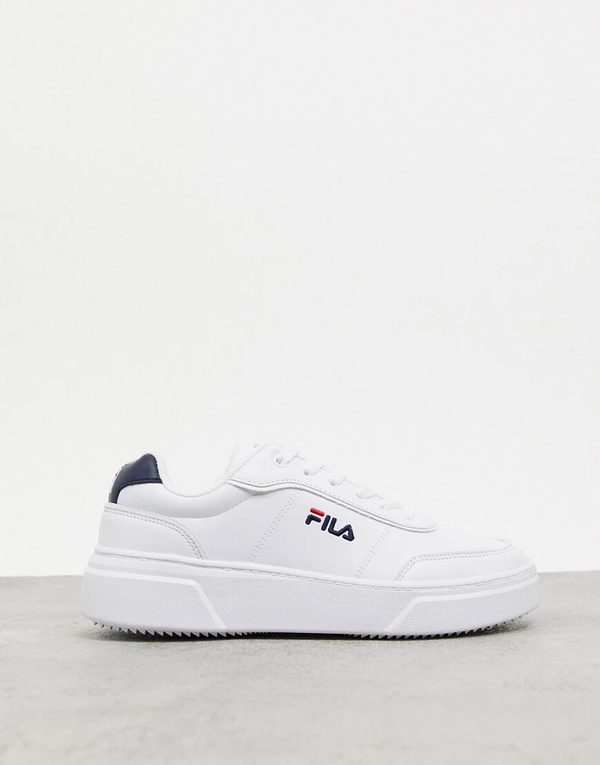 Fila court advantage trainers in white  White