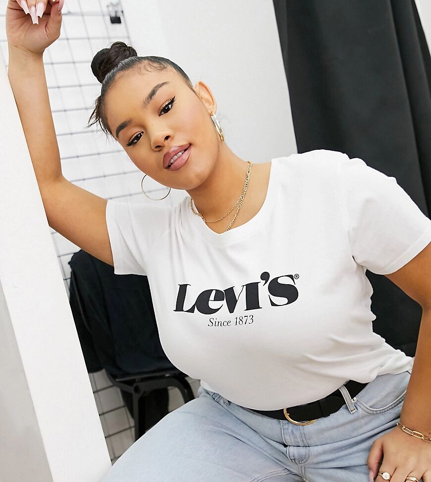 Levi's Plus perfect t-shirt with chest logo in white  White