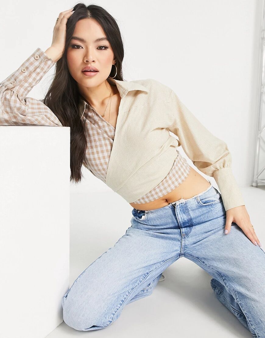 Missguided tie front crop shirt in cream check-White  White
