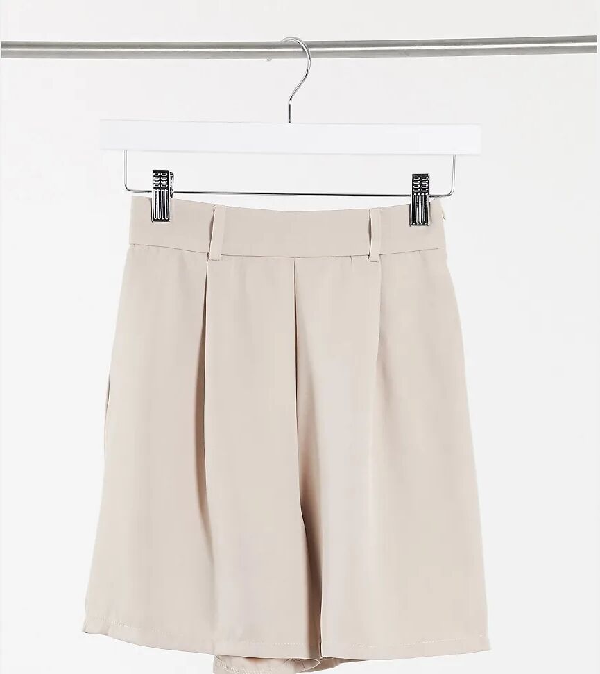 NaaNaa Petite bermuda suit shorts in beige-Neutral  Neutral