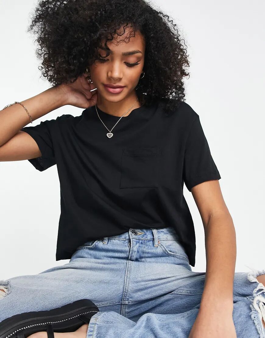 New Look boxy tee in black  Black