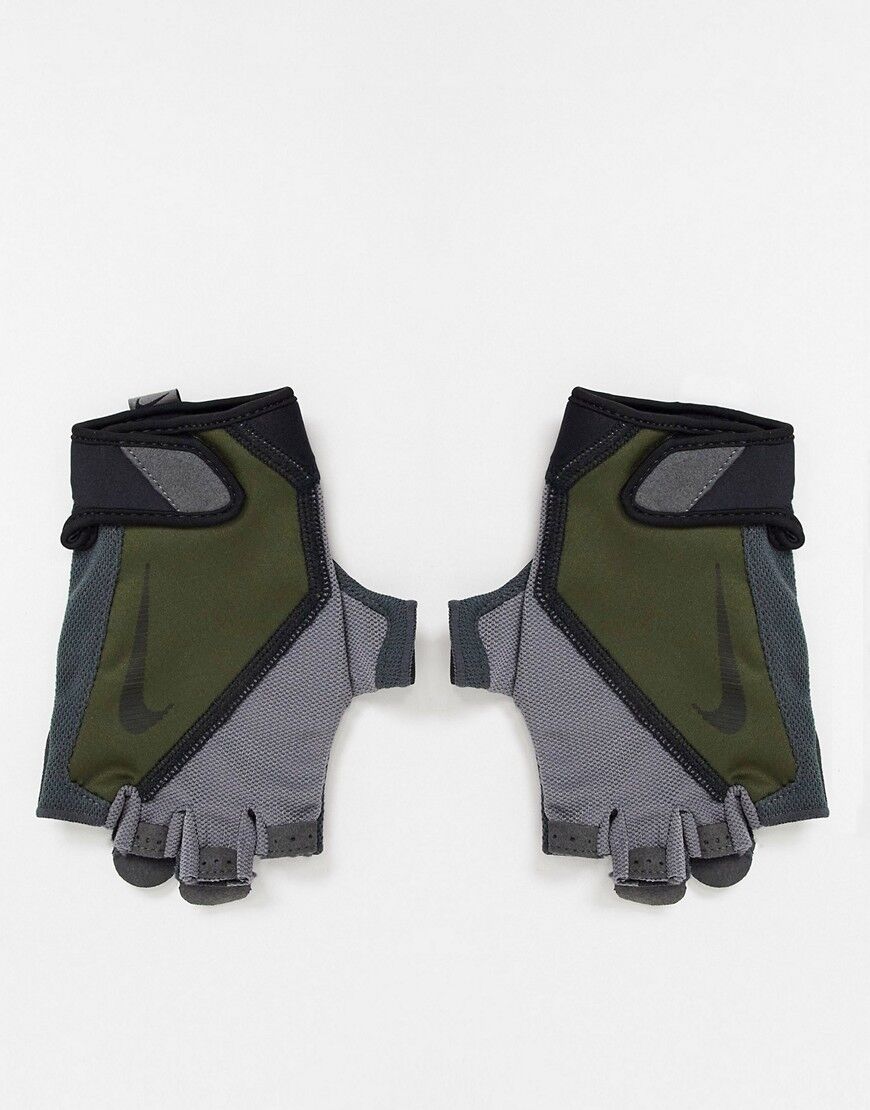 Nike men's Elemental fitness gloves in khaki-Green  Green