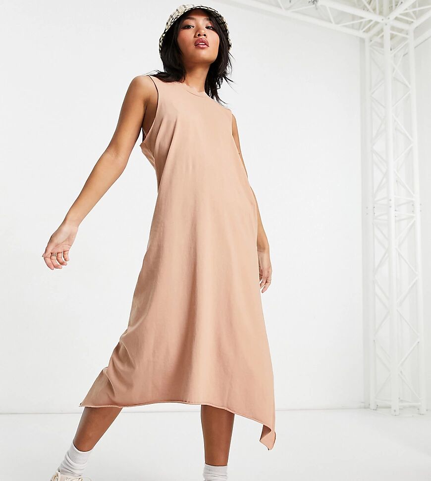 Noisy May Petite sleeveless maxi dress in camel-Neutral  Neutral