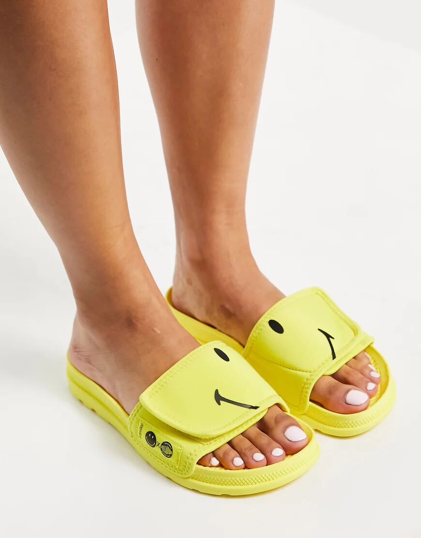 Palladium Be Kind sliders in yellow  Yellow