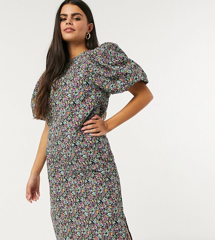 Vero Moda Petite puff sleeve midi dress in floral print-Multi  Multi