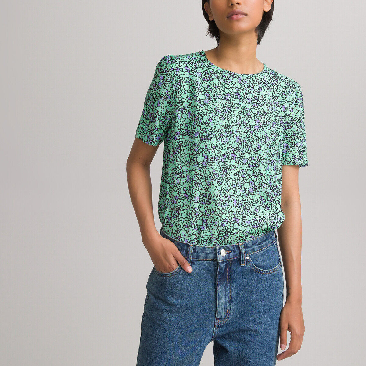 La Redoute Collections Blusa com gola redonda, estampado às flores   estampado flores fundo preto