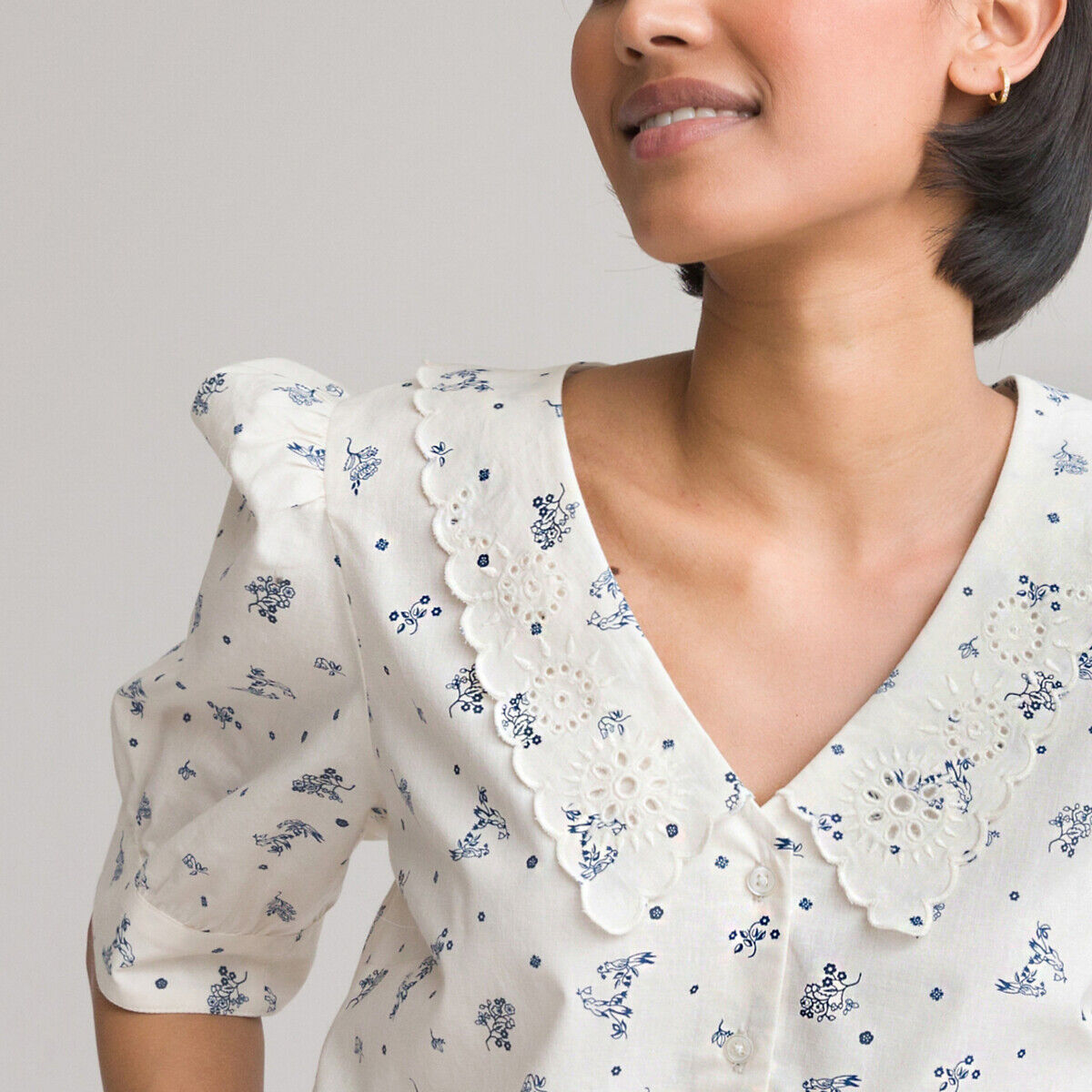 La Redoute Collections Camisa em algodão bio, gola com detalhes bordados   estampado fundo marfim