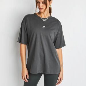 New Balance Essential - Women T-shirts  - Black - Size: Small