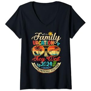 Summer Family Retro Vacation 2024 Group Outfit Womens Family Vacation Key West 2024 Memories Family Summer Trip V-Neck T-Shirt