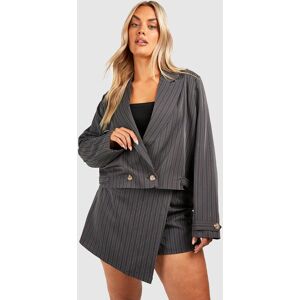 boohoo Plus Premium Pinstripe Boxy Cropped Blazer