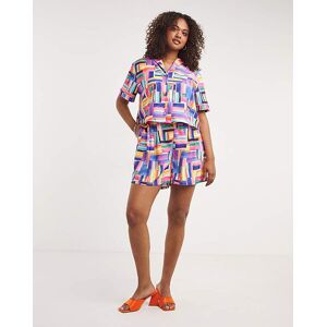 Twisted Wunder Primrose Shorts Multi 12 Female