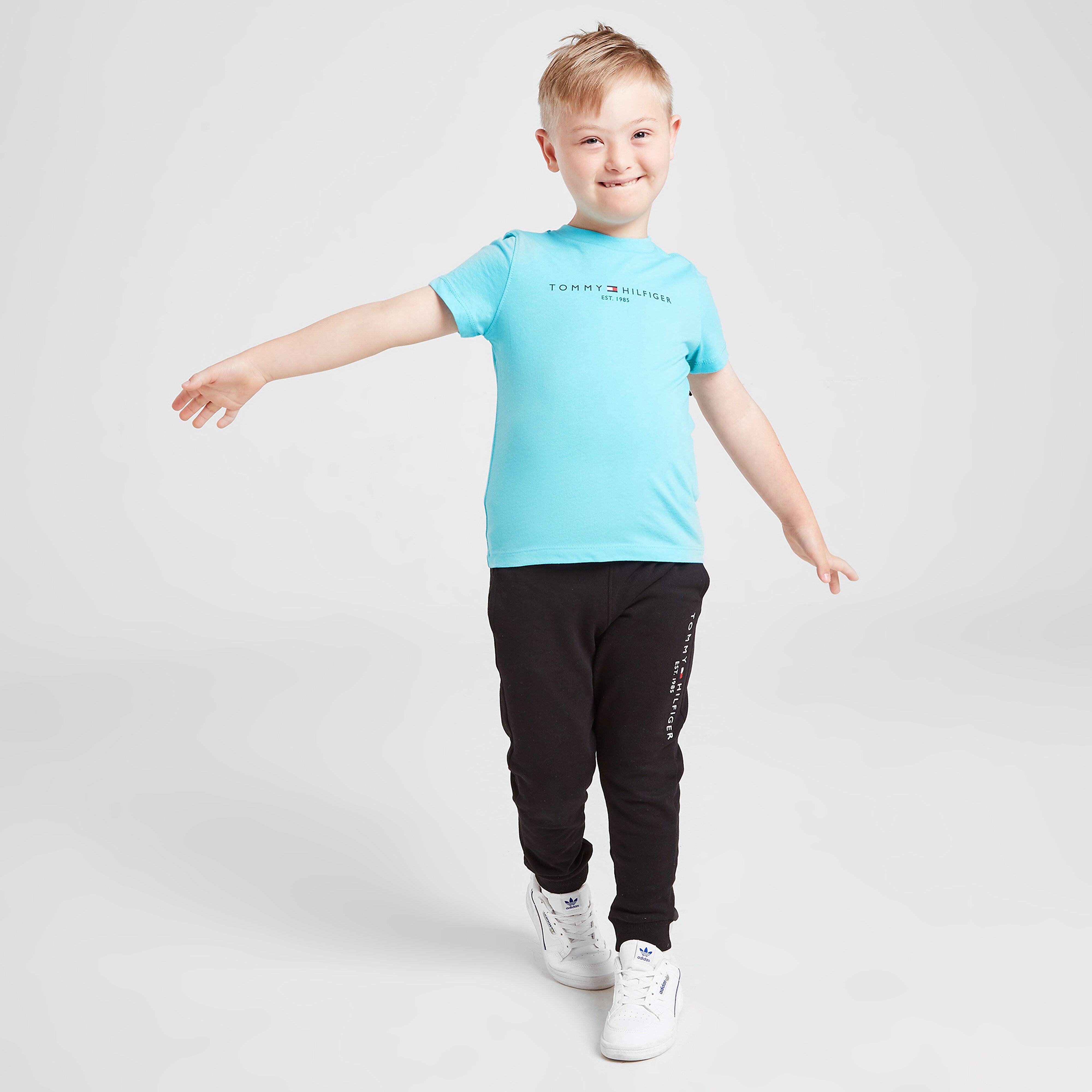 Tommy Hilfiger Essential Logo T-shirt Children - Blue - Kids  size: 5Y