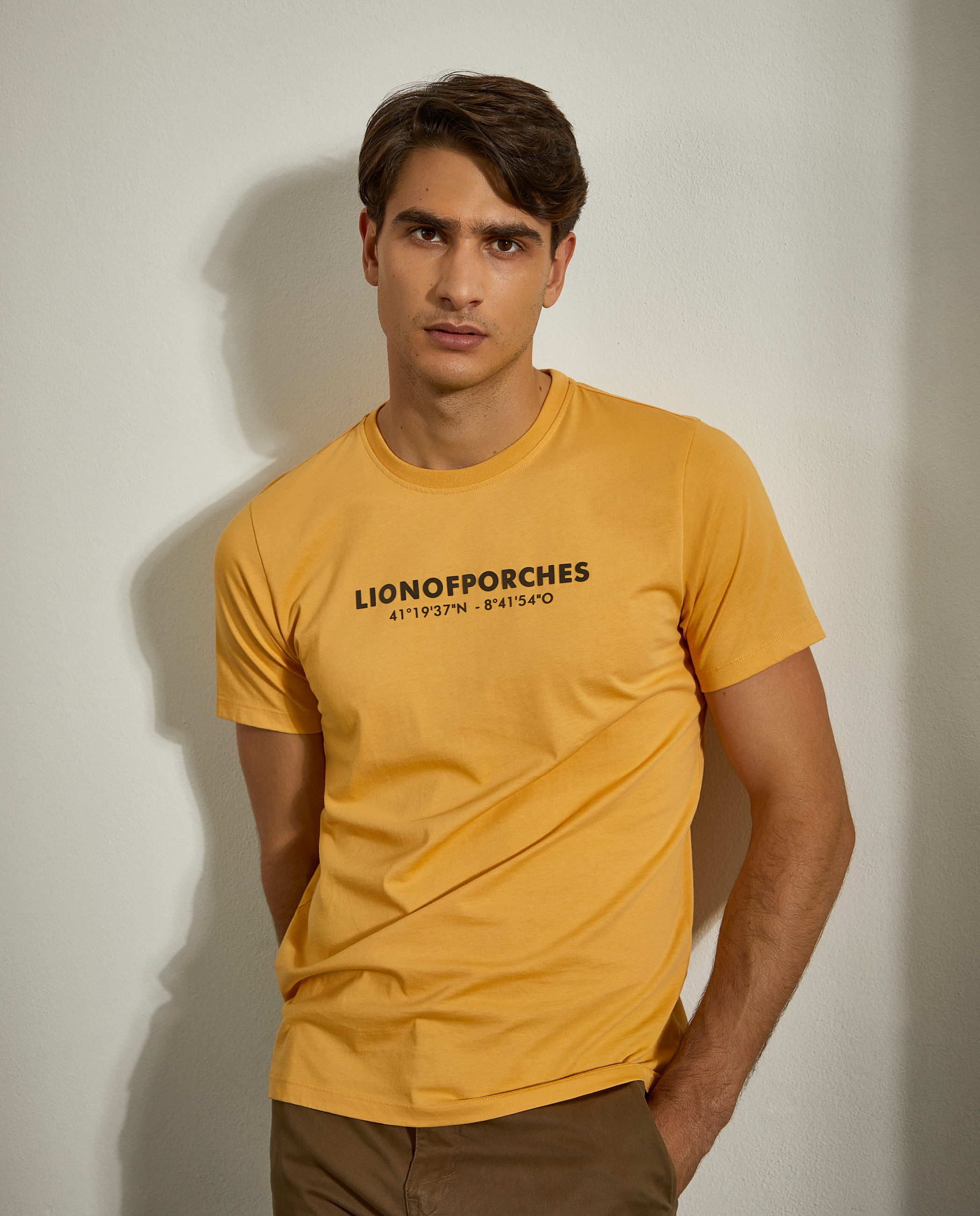 Lion of Porches Camiseta Amarillo Medio