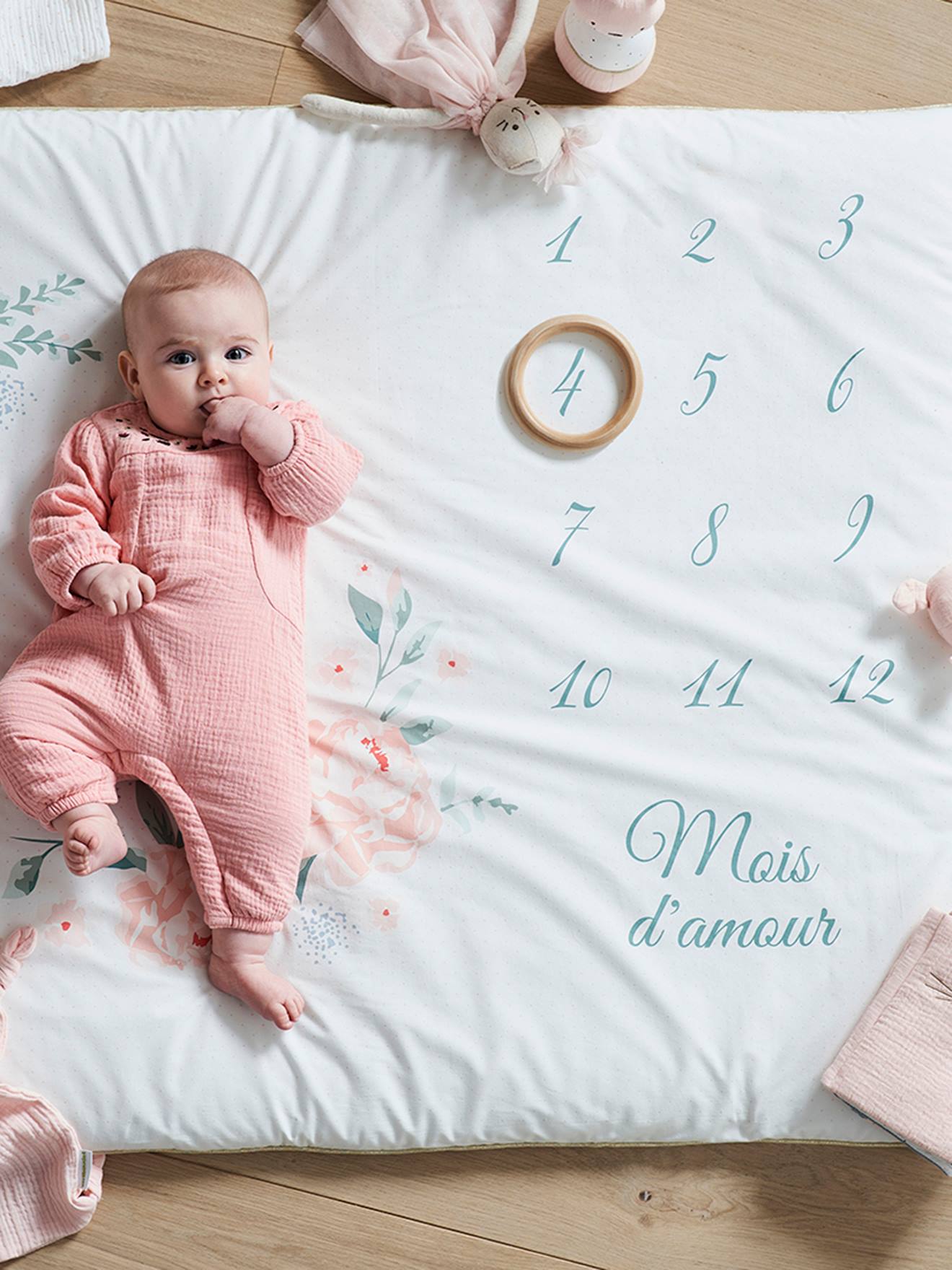 VERTBAUDET Alfombra foto Eau de Rose para bebé blanco claro liso con motivos