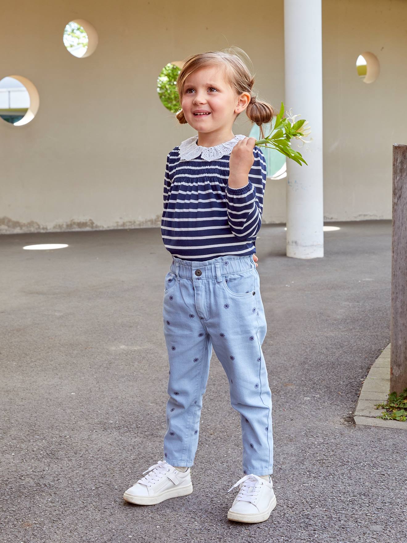 VERTBAUDET Pantalón estilo "paperbag" estampado de flores, niña azul claro estampado