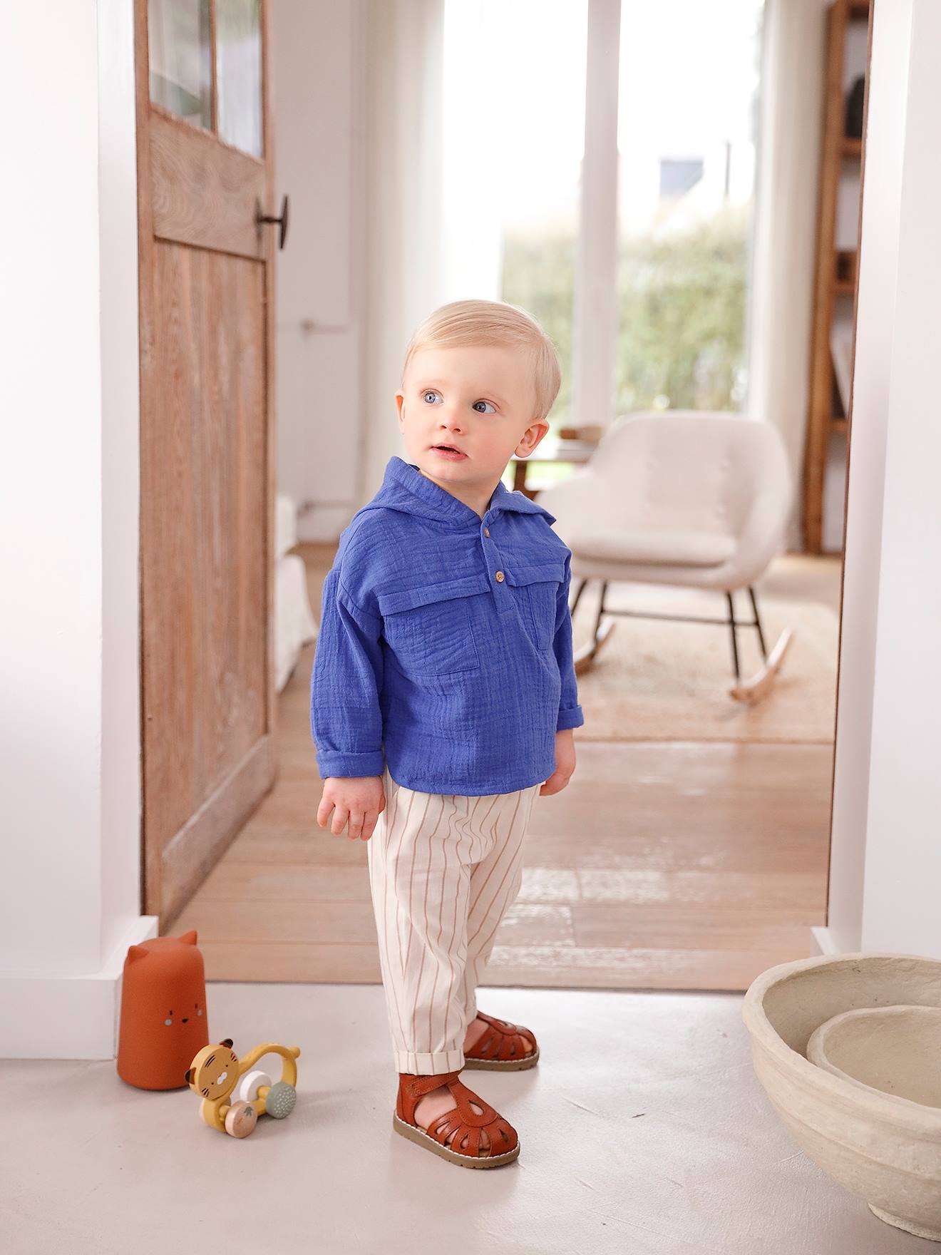 VERTBAUDET Conjunto para bebé con camisa de gasa de algodón y pantalón azul eléctrico