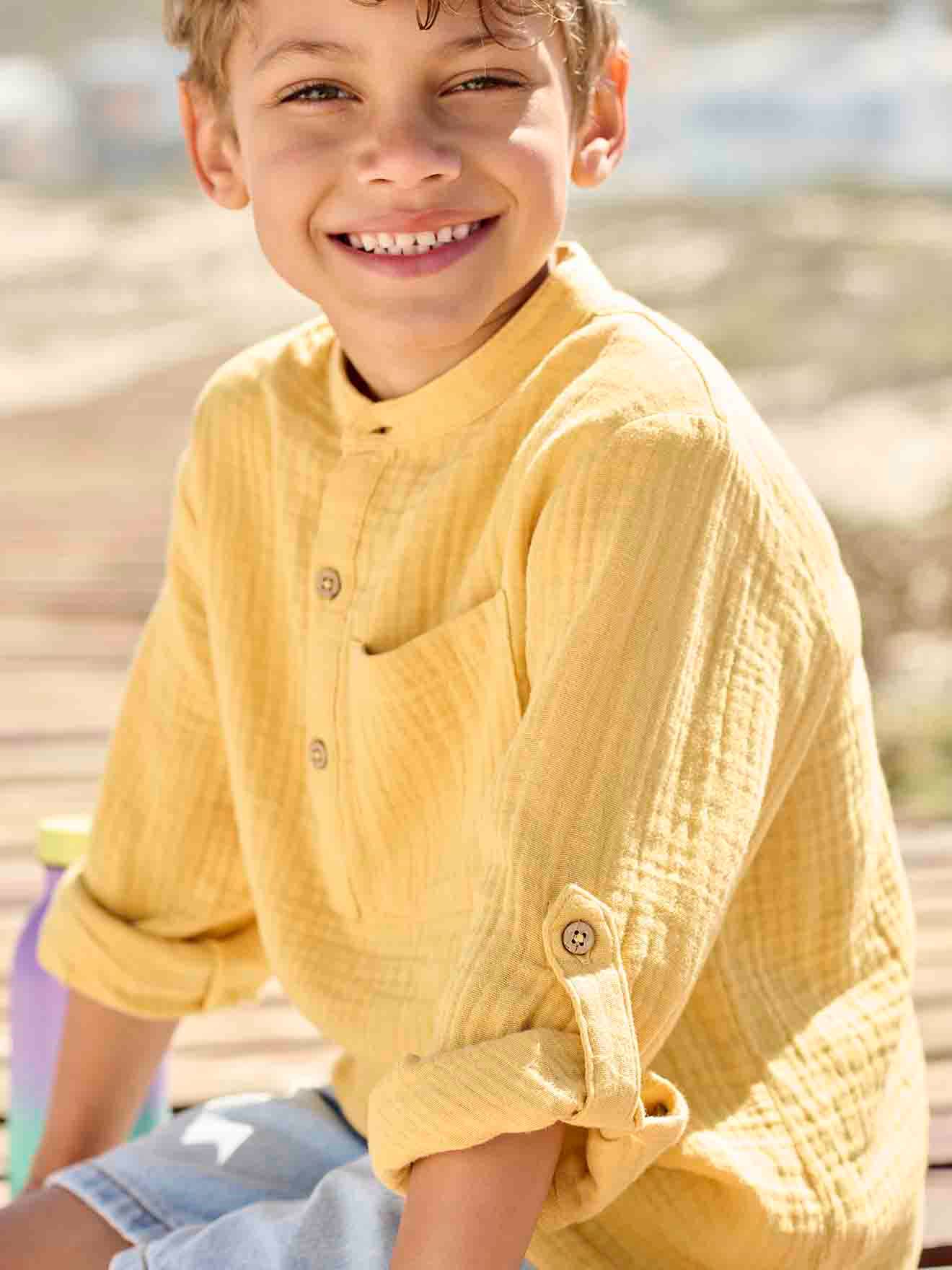 VERTBAUDET Camisa de gasa de algodón con mangas remangables, para niño amarillo