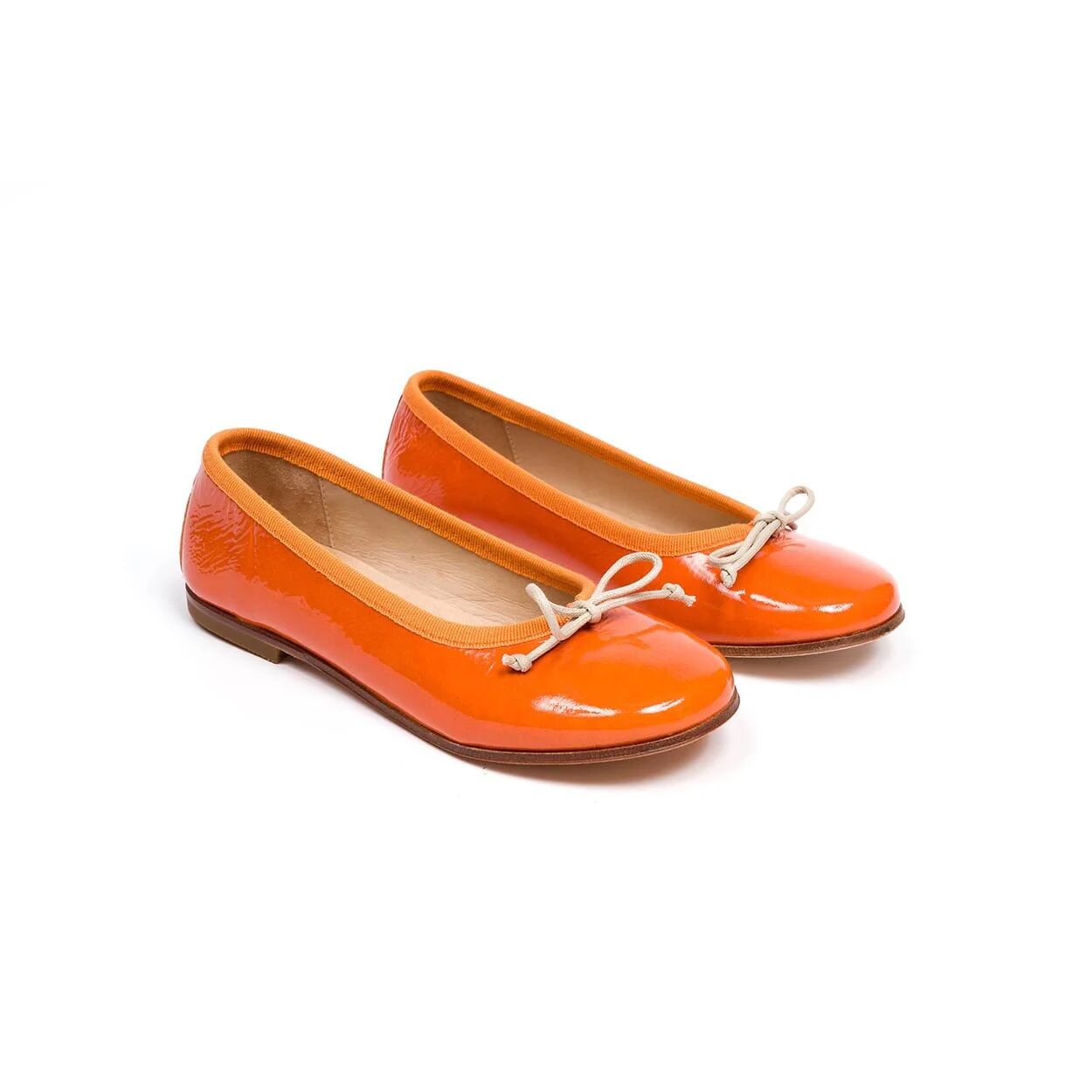 Pepè shoes Ballerina in vernice con fiocco arancione