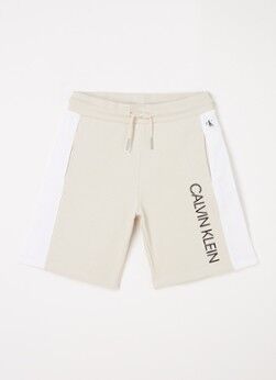 Calvin Klein Straight fit korte joggingbroek met logoprint - Beige