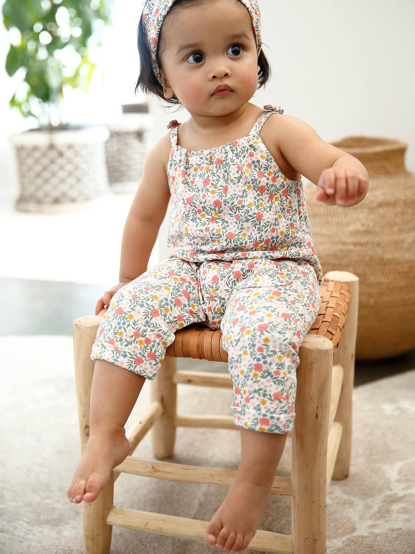 VERTBAUDET Conjunto macacão e fita para o cabelo, em moletão, para bebé menina branco claro estampado