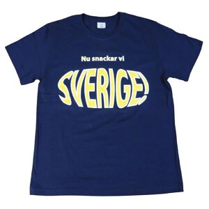 T-shirt Nu Snackar Vi Sverige   Barn134/140clMarinblå Marinblå