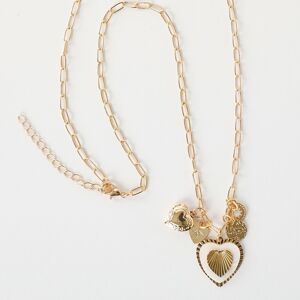 Collier coeur dore - BlancheporteAssociant les pendentifs en coeur et charmes suspendus, ce collier dore, a la fois delicat et glamour, a tout pour etre une piece phare de votre collection de bijoux ! Il sublimera vos robes aux decolletes profonds tout 