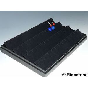 Ricestone 4a) Coffret 18 x 25 cm pour 24 paires de boucle d'oreille.