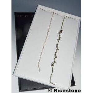 Ricestone 4d) Plateau avec 18 crochets, presentation de colliers, 30 x 50cm