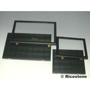Ricestone 4) Coffret vitre escamotable 30x boîtes gemmes 3x3 cm.