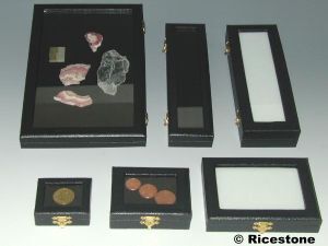 Ricestone 3b) Coffret luxe 5,6x20cm de gemmologie et objets minces.