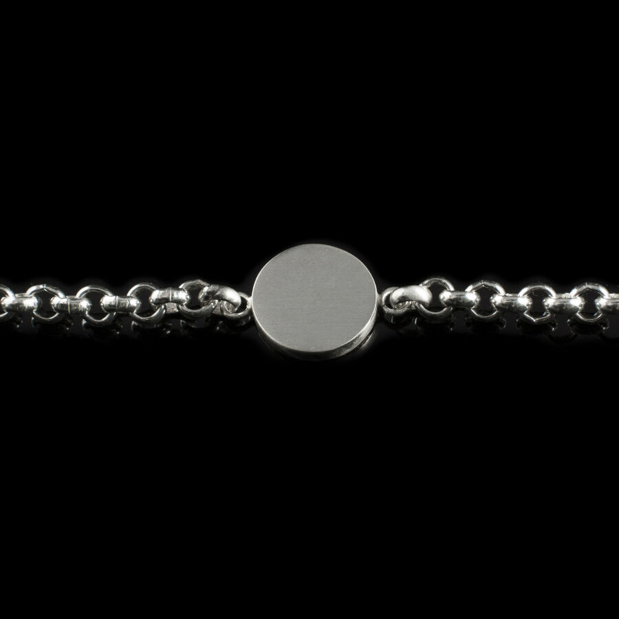 Armband in zilver met ronde askamer