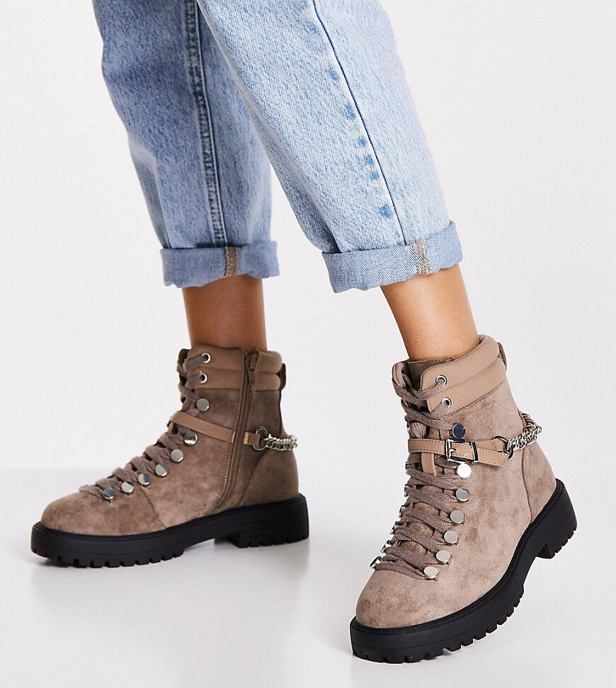 ASOS DESIGN Wide Fit Arabelle chain trim hiker boots in taupe-Neutral  Neutral