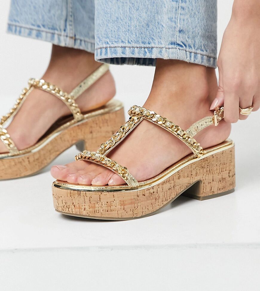 ASOS DESIGN Wide Fit Welcoming chain detail flatform in gold  Gold