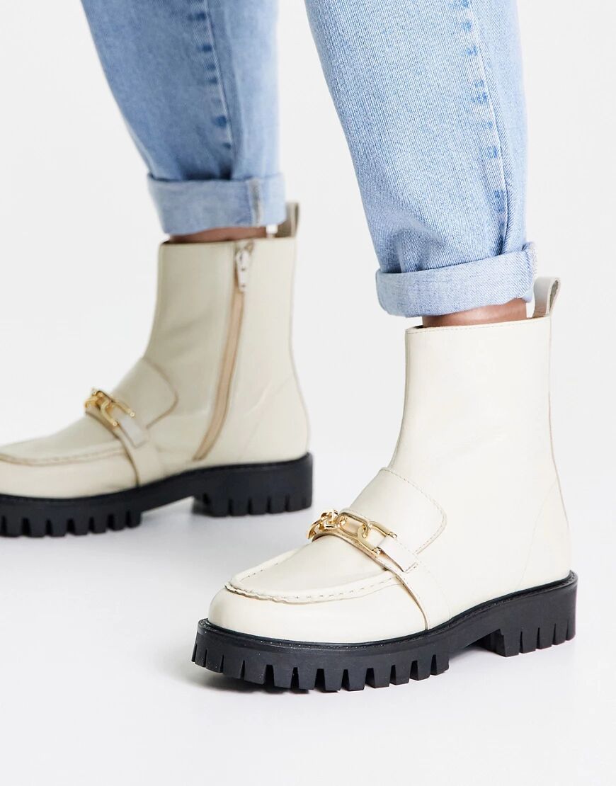 ASRA Bobbie chunky flat boots with gold chain in milk leather-White  White